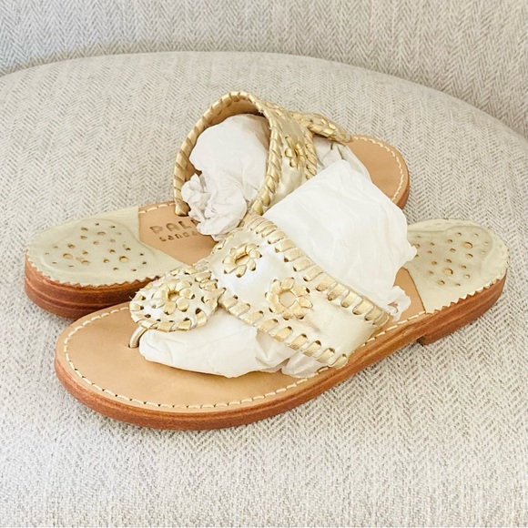 Elegant Gold Women's Sandals - Picture 9 of 10